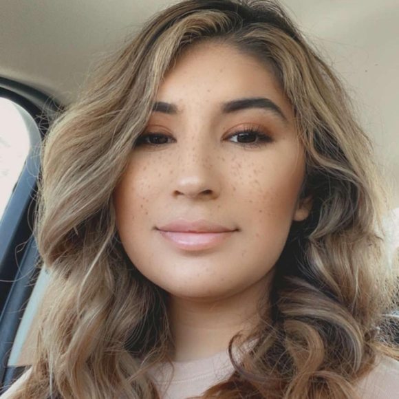 alexisgmills_